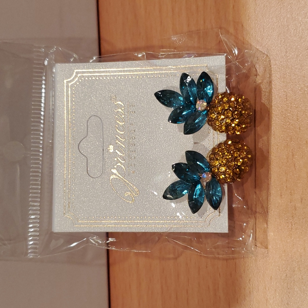 Pineapple Gem Earrings